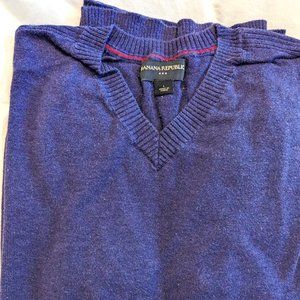 Cotton V-neck sweater from Banana Republic